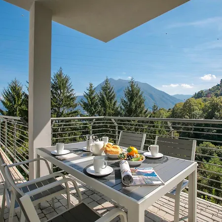 Argegno Home Daire *