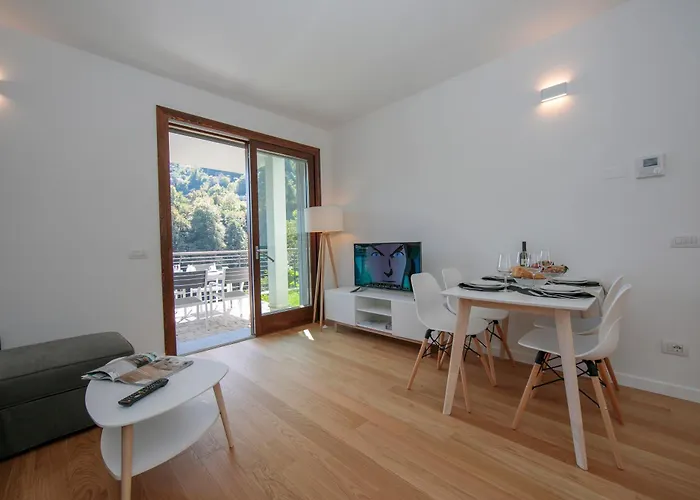 Daire Argegno Home *