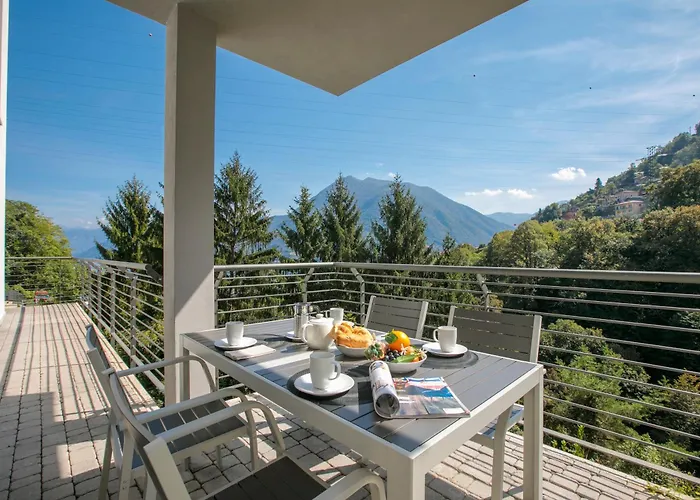 Argegno Home Daire *